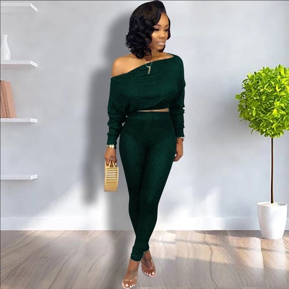 Beautiful sexy 2 piece evening wear  (Olive Green) - Picture 2 of 3